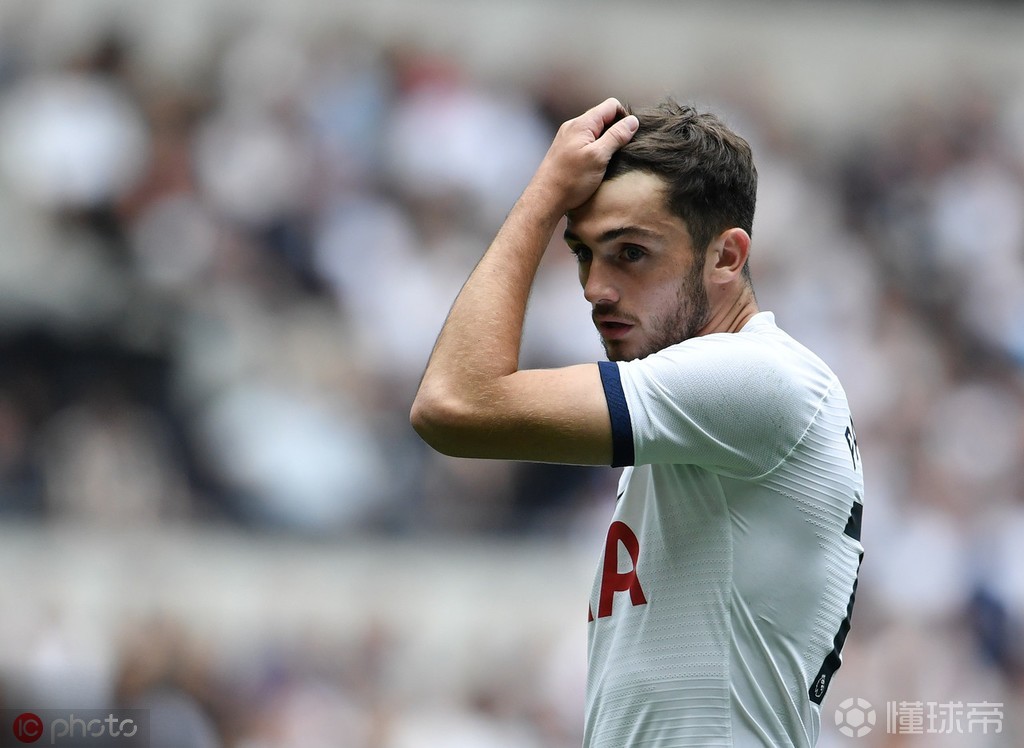 星空体育下载 -包含转会期塞维利亚调整名单以备欧冠；远射贴柱环节打磨；悬念犹存；训练强度明显提升的词条